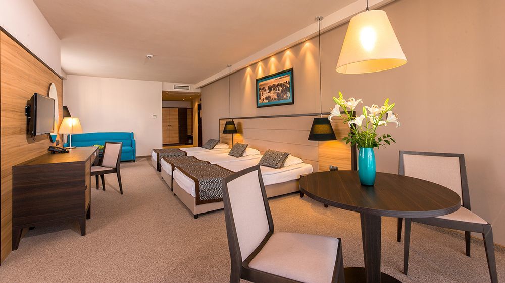 Astera Hotel & Spa With Free Private Beach Zlatni pjasătsi Eksteriør bilde